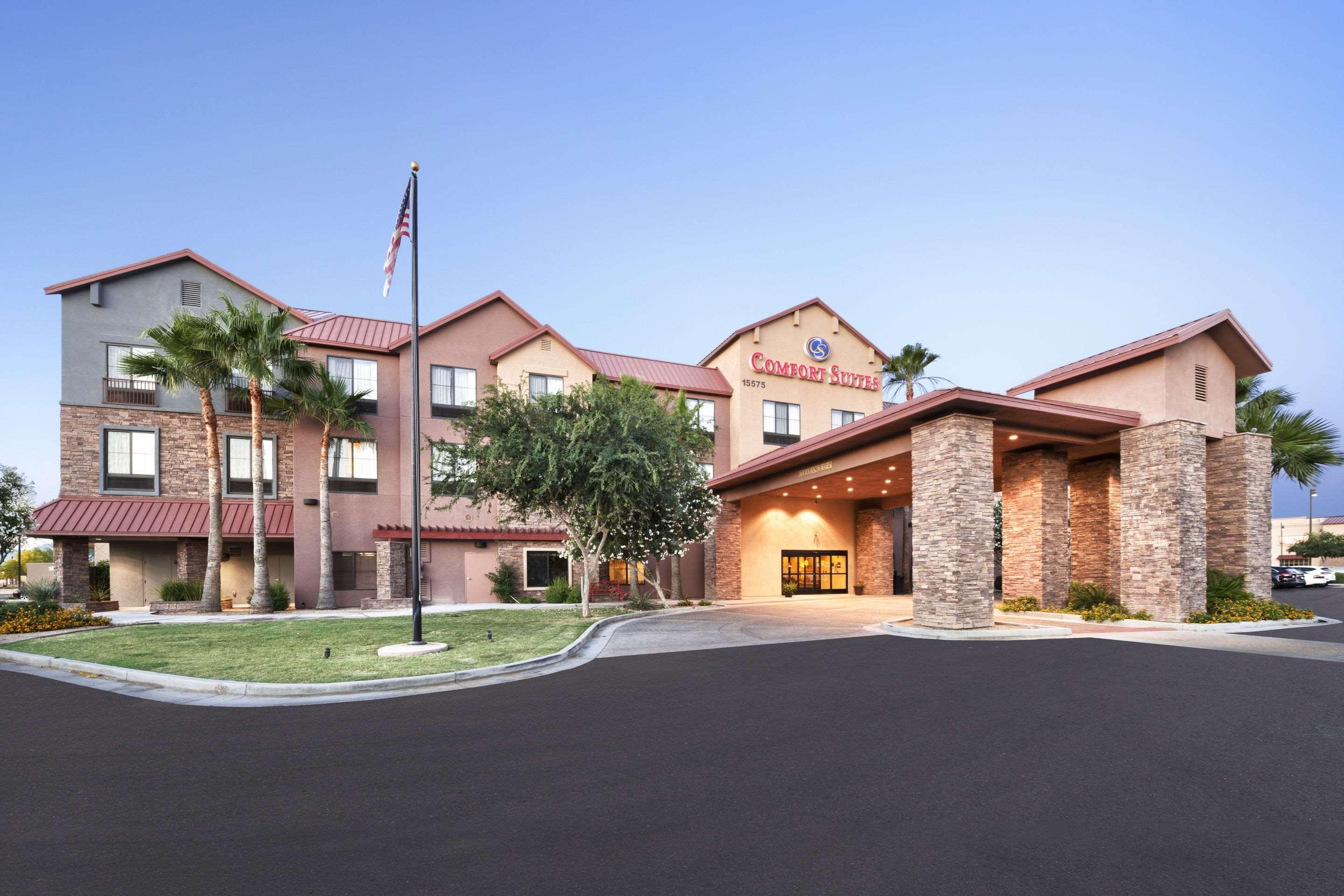 Comfort Suites Goodyear-West Phoenix Exterior photo