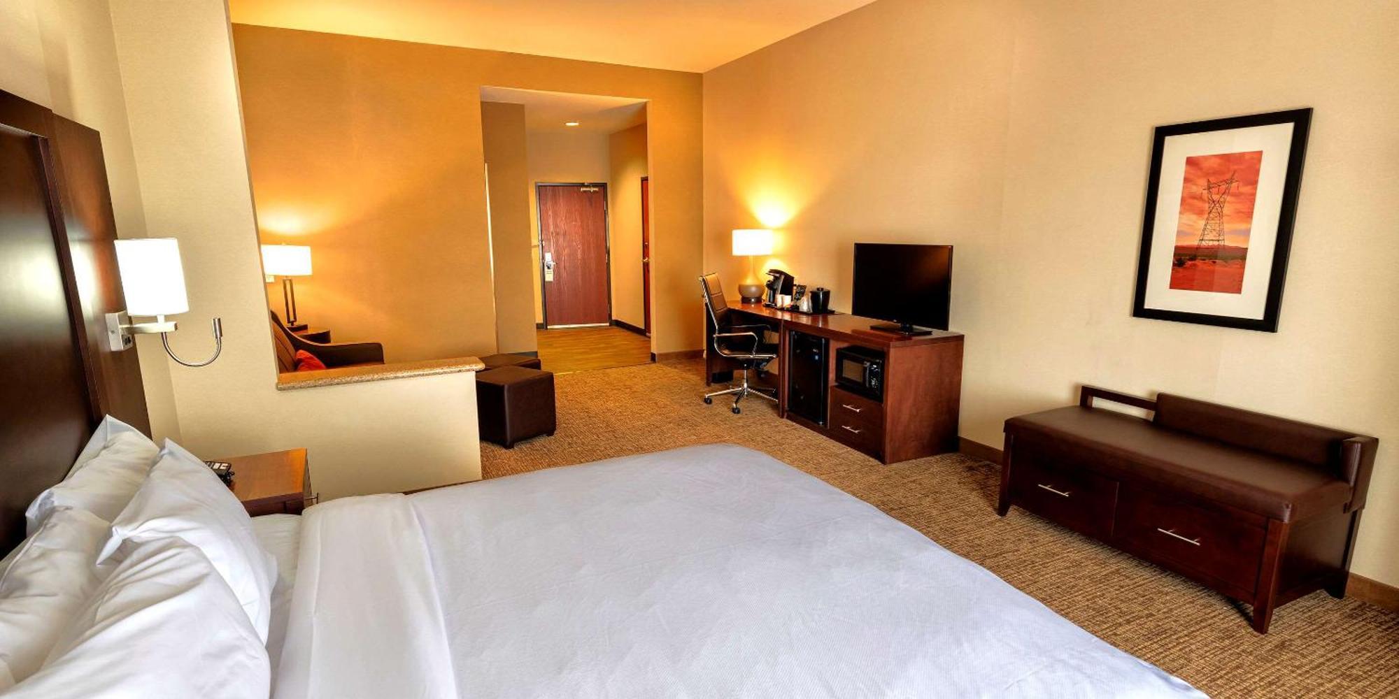 Comfort Suites Goodyear-West Phoenix Room photo